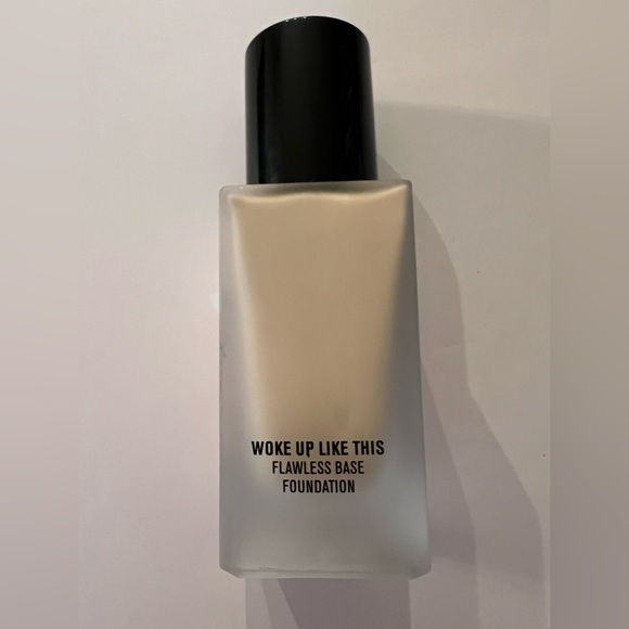 IL MAKIAGE Makeup Il Makiage Flawless Base Foundation Shade 35 I